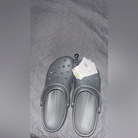 Size 11 Gray Men’s Croc $_12.JPG?set_id=880000500F main image 2